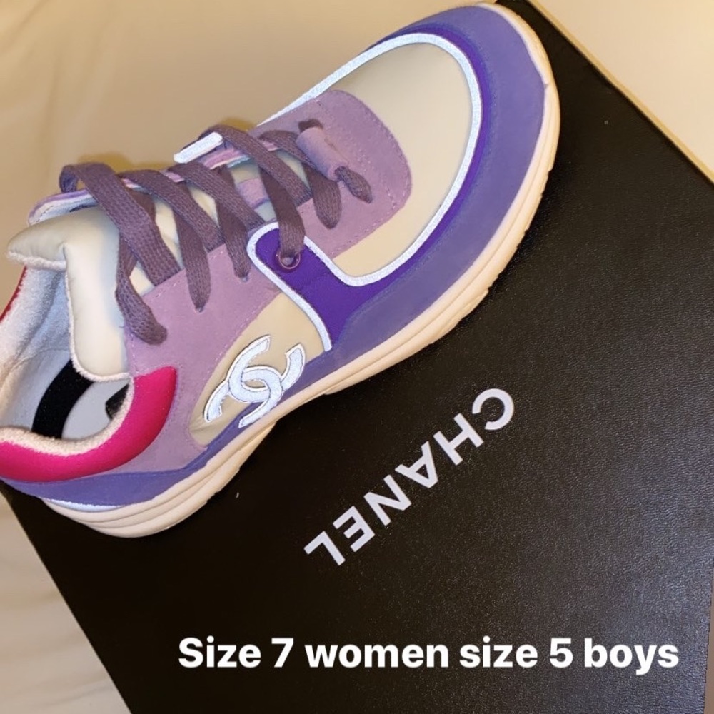 Chanel runners